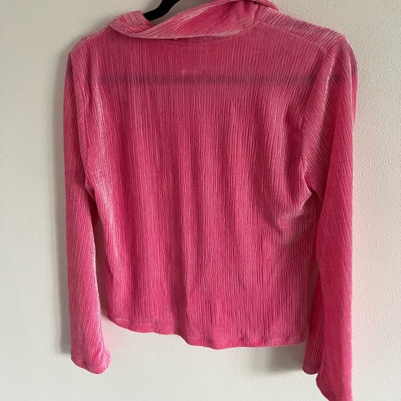 Tach Luna Velvet Top, size medium - Picture 5 of 9